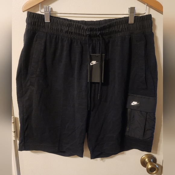 NIKE NWT MEN'S SHORTS size L
